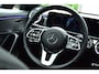 Mercedes-Benz A-klasse 180 Luxury Line | Sfeerverlichting | Pano-dak | AMG 19" LMV |