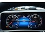 Mercedes-Benz A-klasse 180 Luxury Line | Sfeerverlichting | Pano-dak | AMG 19" LMV |