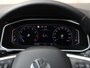 Volkswagen T-Roc 1.5 TSI R-Line Business | 150 pk | 1e eigenaar | Navigatie | LED Matrix | Trekhaak | 19" Misano | Panaramadak |