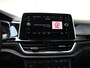 Volkswagen T-Roc 1.5 TSI R-Line Business | 150 pk | 1e eigenaar | Navigatie | LED Matrix | Trekhaak | 19" Misano | Panaramadak |