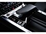 Audi Q8 e-tron 55 quattro S Edition 115 kWh Panoramadak - Adaptieve Cruise Control - Audi virtual mirrors - Stoelverwarming vóór - Elektrisch verstelbaar stuurwiel - Uitgebreide interieurvoorverwarming -