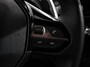 Peugeot 2008 1.2 Allure 136pk Hybrid Automaat Camera 360 Climate control Cruise control Adaptive Stoelverwarming Parkeersensoren Navigatie Apple Carplay/ Android Auto Lichtmetalen velgen Led