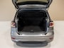 Volkswagen T-Cross 1.0 TSI 2x R-Line / 115pk / Dodehoek herkenning / Automatische klimaatregeling /