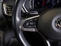 Volkswagen T-Cross 1.0 TSI 2x R-Line / 115pk / Dodehoek herkenning / Automatische klimaatregeling /