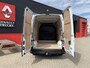 Renault Master T35 2.3 dCi 150 L2H2 Red Edition Multimedia systeem, Trekhaak 3,5T, Flitsers voor en achter, Achteruitrijcamera, Draadloos laden telefoon.
