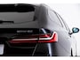 BMW i5 Touring eDrive40 M Sport Edition 84 kWh Trekhaak - B&W - Driving/Parking Assistant Professional - Head up - Stuurwielrandverwarming - Getinte Ruiten - Stoelventilatie - Stoelverwarming voor/achter -