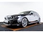 BMW i5 Touring eDrive40 M Sport Edition 84 kWh Trekhaak - B&W - Driving/Parking Assistant Professional - Head up - Stuurwielrandverwarming - Getinte Ruiten - Stoelventilatie - Stoelverwarming voor/achter -