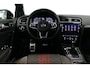 Volkswagen Golf 2.0 TSI GTI TCR / Akrapovic uitlaat / Panoramadak / Stoelverwarming / Apple Carplay - Android Auto / Ambienteverlichting / DCC / Climatronic / Adaptive Cruise Control / 18'' LMV / Digitaal instrumentenpaneel