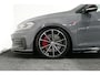 Volkswagen Golf 2.0 TSI GTI TCR / Akrapovic uitlaat / Panoramadak / Stoelverwarming / Apple Carplay - Android Auto / Ambienteverlichting / DCC / Climatronic / Adaptive Cruise Control / 18'' LMV / Digitaal instrumentenpaneel