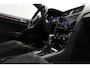 Volkswagen Golf 2.0 TSI GTI TCR / Akrapovic uitlaat / Panoramadak / Stoelverwarming / Apple Carplay - Android Auto / Ambienteverlichting / DCC / Climatronic / Adaptive Cruise Control / 18'' LMV / Digitaal instrumentenpaneel