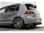 Volkswagen Golf 2.0 TSI GTI TCR / Akrapovic uitlaat / Panoramadak / Stoelverwarming / Apple Carplay - Android Auto / Ambienteverlichting / DCC / Climatronic / Adaptive Cruise Control / 18'' LMV / Digitaal instrumentenpaneel