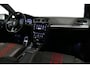 Volkswagen Golf 2.0 TSI GTI TCR / Akrapovic uitlaat / Panoramadak / Stoelverwarming / Apple Carplay - Android Auto / Ambienteverlichting / DCC / Climatronic / Adaptive Cruise Control / 18'' LMV / Digitaal instrumentenpaneel