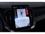 Volvo XC90 T8 Plug-in hybrid Ultra Dark | ACC | Luchtvering | Panoramadak | Trekhaak | Bowers&Wilkins | 360° Camera | Massage