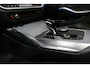 BMW 3-Serie Touring 320e xDrive M Sport / M340i Diffuser / Black Diamond M Grille / M340i M Sport bumper pakket / Schuif-/kanteldak / Elektr. verstelbare voorstoelen (links met memory) / Stoelverwarming / Apple Carplay - Android Auto / Achteruitrijcamera / Ambienteverlichting / 19'' LMV / Shadow Line / Full LED / Adaptive Cruise Control