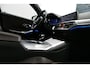 BMW 3-Serie Touring 320e xDrive M Sport / M340i Diffuser / Black Diamond M Grille / M340i M Sport bumper pakket / Schuif-/kanteldak / Elektr. verstelbare voorstoelen (links met memory) / Stoelverwarming / Apple Carplay - Android Auto / Achteruitrijcamera / Ambienteverlichting / 19'' LMV / Shadow Line / Full LED / Adaptive Cruise Control