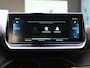 Peugeot e-2008 SUV EV GT Pack 50 kWh | Navigatie | Adaptieve Cruise Control | Achteruitrijcamera | Dodehoekwaarschuwing | Apple Carplay/Android Auto