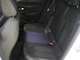 Peugeot e-2008 SUV EV GT Pack 50 kWh | Navigatie | Adaptieve Cruise Control | Achteruitrijcamera | Dodehoekwaarschuwing | Apple Carplay/Android Auto