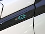 Peugeot e-2008 SUV EV GT Pack 50 kWh | Navigatie | Adaptieve Cruise Control | Achteruitrijcamera | Dodehoekwaarschuwing | Apple Carplay/Android Auto