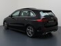 Mercedes-Benz B-klasse 180 Star Edition AMG | Panoramadak | Trekhaak | Multibeam LED | Memory | Winterpakket | Keyless |
