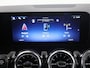 Mercedes-Benz B-klasse 180 Star Edition AMG | Panoramadak | Trekhaak | Multibeam LED | Memory | Winterpakket | Keyless |