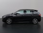 Mercedes-Benz B-klasse 180 Star Edition AMG | Panoramadak | Trekhaak | Multibeam LED | Memory | Winterpakket | Keyless |