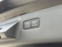 Hyundai Santa Fe 1.6 T-GDI PHEV Black Line 4WD 7p. | DEMO VOORDEEL | Apple Carplay/ Android Auto | Trekhaak | Elektrische achterklep | Stoelverwarming/Verkoeling | Stuurverwarming | Draadloos opladen | Adaptief Cruise Control | Elektrische verstelbare stoelen | Head-up display |