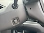 Hyundai Santa Fe 1.6 T-GDI PHEV Black Line 4WD 7p. | Apple Carplay/ Android Auto | Trekhaak | Elektrische achterklep | Stoel/stuurverwarming | Draadloos opladen | Adaptief Cruise Control | Elektrische verstelbare stoelen | Head-up display |