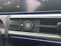 Hyundai Santa Fe 1.6 T-GDI PHEV Black Line 4WD 7p. | Apple Carplay/ Android Auto | Trekhaak | Elektrische achterklep | Stoel/stuurverwarming | Draadloos opladen | Adaptief Cruise Control | Elektrische verstelbare stoelen | Head-up display |