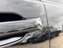 Hyundai Santa Fe 1.6 T-GDI PHEV Black Line 4WD 7p. | Apple Carplay/ Android Auto | Trekhaak | Elektrische achterklep | Stoel/stuurverwarming | Draadloos opladen | Adaptief Cruise Control | Elektrische verstelbare stoelen | Head-up display |