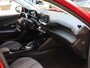 Peugeot e-2008 SUV EV Allure Pack 50 kWh | SOH 91,4% | Navigatie | Achteruitrijcamera | Climate Control | Apple Carplay/Android auto