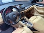 BMW X1 SDrive20i High Executive / M Pakket / Panorama Dak / Start Stop / Lederen Interieur / Full Map Navigatie / Ect... /