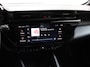 Alfa Romeo Junior Elettrica Automaat 156PK Adaptieve Cruise Control LMV 18 inch Full Led Matrix Parkeer sensoren Navigatie Apple Carplay / Android auto  Climate Control