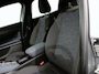 Alfa Romeo Junior Elettrica Automaat 156PK Adaptieve Cruise Control LMV 18 inch Full Led Matrix Parkeer sensoren Navigatie Apple Carplay / Android auto  Climate Control