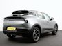 Alfa Romeo Junior Elettrica Automaat 156PK Adaptieve Cruise Control LMV 18 inch Full Led Matrix Parkeer sensoren Navigatie Apple Carplay / Android auto  Climate Control