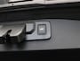 Mitsubishi Grandis 1.8 HEV Instyle | Panoramadak | Stoel, Stuur en voorruitverwarming | Lederen bekleding | Elektrische achterklep | Ronomzicht camera | Elektrisch verstelbarre best. stoel |