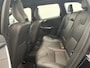 Volvo XC60 2.0 T5 FWD Polar+ Automaat Panoramadak Trekhaak Navigatie Camera Parkeersensoren Cruise Control Stoelverwarming Elektrische achterklep Memory stoelen Climate Control Lichtmetalen velgen