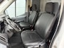 Ford Transit 2.0 TDCI L2H2 Airco Cruise Control Parkeersensoren Stoelverwarming Zwaailampen Kastwand Inbouw