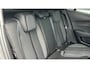 Peugeot e-2008 54KWH 156PK ALLURE AVANTAGE AUTOMAAT / NAVI / LEDER / CLIMA / LED / PDC / 17" LMV / KEYLESS / 360 CAMERA / CRUISECONTROL / 1E EIGENAAR / NIEUWSTAAT !!