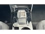 Peugeot e-2008 54KWH 156PK ALLURE AVANTAGE AUTOMAAT / NAVI / LEDER / CLIMA / LED / PDC / 17" LMV / KEYLESS / 360 CAMERA / CRUISECONTROL / 1E EIGENAAR / NIEUWSTAAT !!