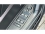 Peugeot e-2008 54KWH 156PK ALLURE AVANTAGE AUTOMAAT / NAVI / LEDER / CLIMA / LED / PDC / 17" LMV / KEYLESS / 360 CAMERA / CRUISECONTROL / 1E EIGENAAR / NIEUWSTAAT !!