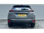 Peugeot e-2008 54KWH 156PK ALLURE AVANTAGE AUTOMAAT / NAVI / LEDER / CLIMA / LED / PDC / 17" LMV / KEYLESS / 360 CAMERA / CRUISECONTROL / 1E EIGENAAR / NIEUWSTAAT !!