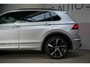 Volkswagen Tiguan 1.4 TSI eHybrid R-Line Trekhaak|Keyless|HUD|Matrix|20"