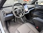 Volvo EX30 P3 Plus Europa 51 kWh | Extra getint glas achter | Verwarmde voorstoelen en stuurwiel | Elektrisch verstelbare voorstoelen | Adaptive Cruise | BLIS | Parkeercamera | Harman/Kardon |