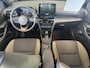 Toyota Yaris Cross 1.5 Hybrid Explore Parkeersensoren V+A | verwarmde stoelen | 17 inch | Keyless entry | Climate control
