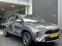 Toyota Yaris Cross 1.5 Hybrid Explore Parkeersensoren V+A | verwarmde stoelen | 17 inch | Keyless entry | Climate control