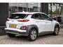 Hyundai Kona Electric EV Premium 64 kWh - Stoelventilatie | Achterbankverw. | Adpt. cruise