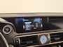 Lexus IS 300h Hybrid Business Line | Trekhaak | Parkeersensoren voor - en achter | Schuif - / kanteldak |