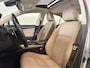 Lexus IS 300h Hybrid Business Line | Trekhaak | Parkeersensoren voor - en achter | Schuif - / kanteldak |