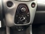 Toyota Aygo 1.0 VVT-i 72pk 5D x-play | Apple carplay / Android auto | Camera | Airco | NAP | Rijklaar prijs!
