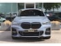 BMW X1 (f48) sDrive18i M-Sport | Stormbay | LED | Navigatie | Cruise | Climate | Sfeerverlichting | Camera | HUD
